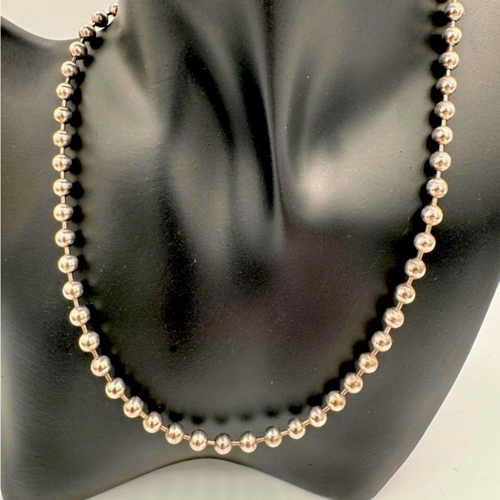 Silpada Sterling Silver 5mm Ball Bead necklace